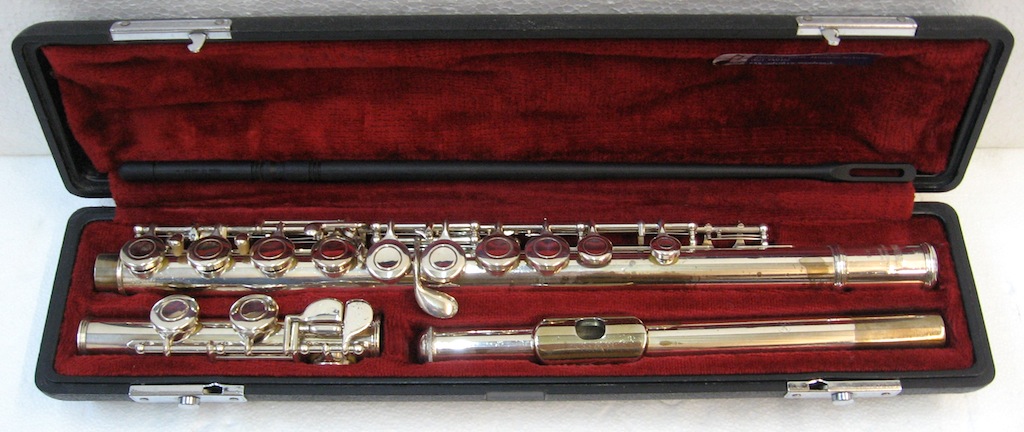 Querflöte Yamaha Modell YFL-211S Querflöte Yamaha Modell YFL-211S